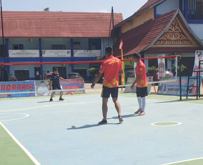 Meriahkan Turnamen Bupati Cup 2024, Kejari Rohul Hadirkan Tim Sepak Takraw
