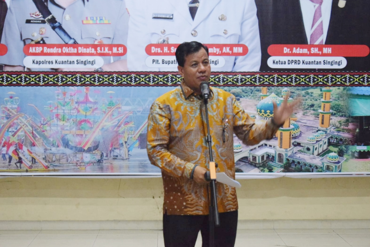 Malam Resepsi Kenegaraan Suhardiman Memberikan Apresiasi  Kepada Anggota Paskibraka