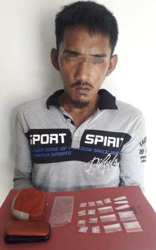 Berdasarkan Informasi Masyarakat, Polres lnhu Tangkap Tersangka Narkoba di Desa Air Jernih