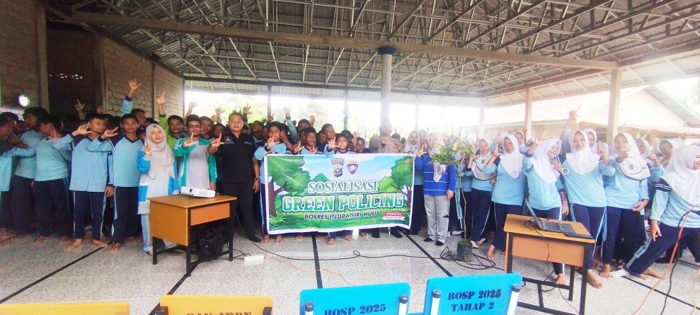 SMP Negeri 1 Batang Gansal Gelar Sosialisasi Bahaya Narkoba dan Green Policing Bersama Polsek