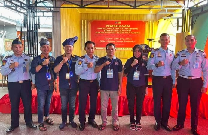 Lapas Bagansiapiapi Berikan Pelatihan Menjahit Tanjak Bagi WBP