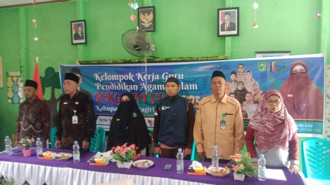 KKG PAI Se-Inhu Gelar Pertemuan Bulanan di SDN 005 Titian Resak, Bahas Digitalisasi Pembelajaran