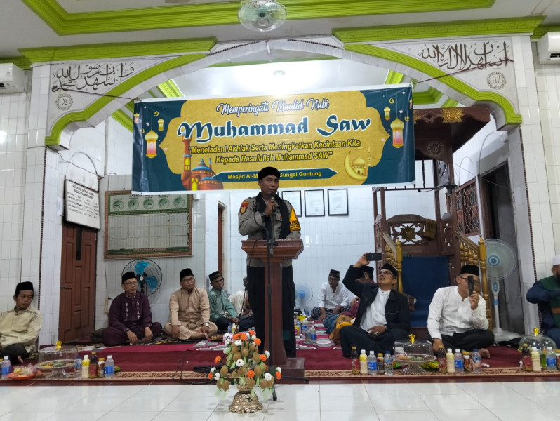 Hadiri Maulid Nabi, Kapolsek Kateman Himbau Masyarakat Ciptakan Pilkada Damai 2024