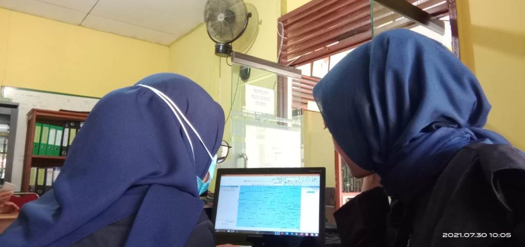 Mahasiswa Kukerta Balek Kampung UNRI Buat Peta Administrasi Desa Air Molek II