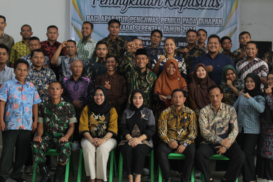 Bawaslu Inhu Lakukan Peningkatan Kapasitas Panwascam Selama 2 Hari