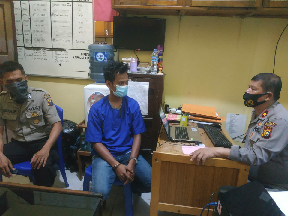 Bawa Narkoba, Seorang Pemuda Diringkus Polisi di Cafe Tenda Biru