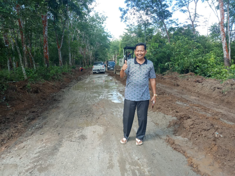 Sehari Pasca Intruksi Bupati Jalan Gunung Kesiangan Diperbaiki PUPR Kuansing