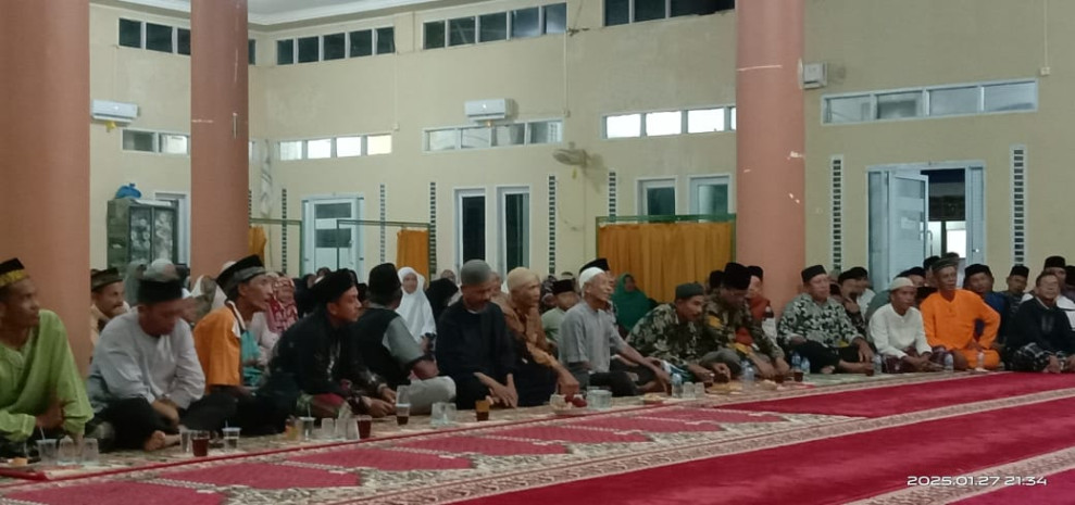 Peringatan Isra' Mi'raj di Desa Sukamaju Berlangsung Khidmat