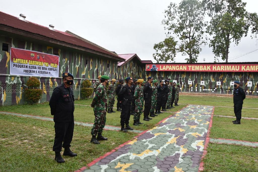 Penjabaran Program Kerja 100 Hari Kapolri, Brimob Riau Gelar Latihan Bersama TNI