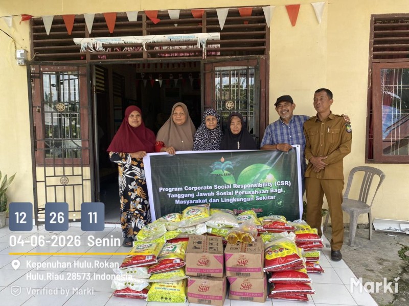 Peduli Sesama, PT Era Sawita Ringankan Beban Warga dan Anak Yatim di Kepenuhan
