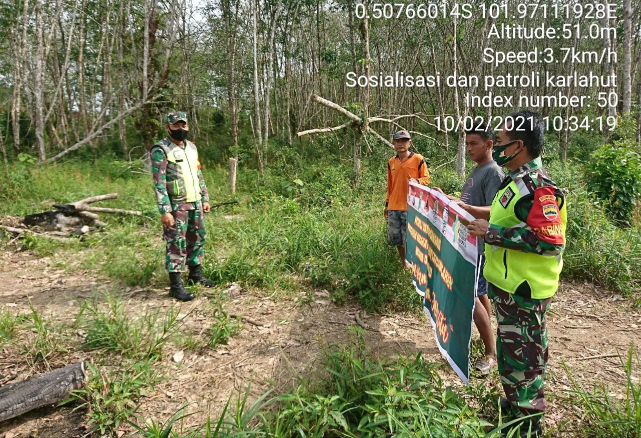 Tiba Masim Kemarau Koramil 05/Peranap Sosialisasikan Dampak Karhutla