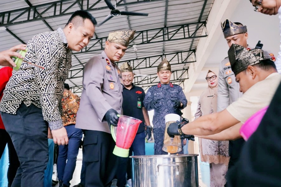 Polres Rokan Hilir Musnahkan Hampir 4 kg Sabu, Ribuan Ekstasi, dan Happy Five