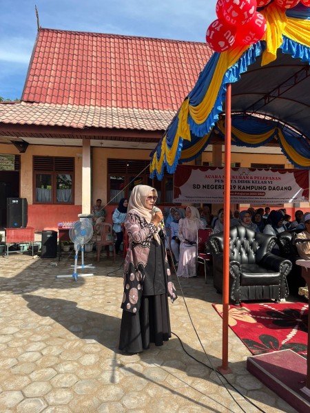 SDN 019 Kampung Dagang Gelar Pelepasan Siswa Tanpa Perpisahan Meriah