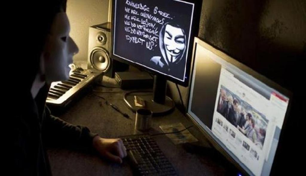 Tujuh Fakta Hebatnya Hacker Indonesia yang Ditakuti Dunia
