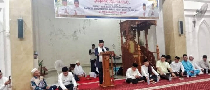 Bupati Bistamam Safari Ramadhan dan Buka Bersama dengan Masyarakat Pujud