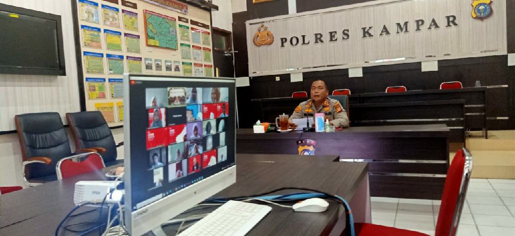 Kapolres Kampar Beri Arahan Mahasiswa Baru Universitas Pahlawan T. Tambusai Bangkinang
