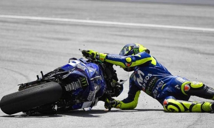 Kronologi Kecelakaan yang Dialami Valentino Rossi pada Balapan MotoGP Prancis