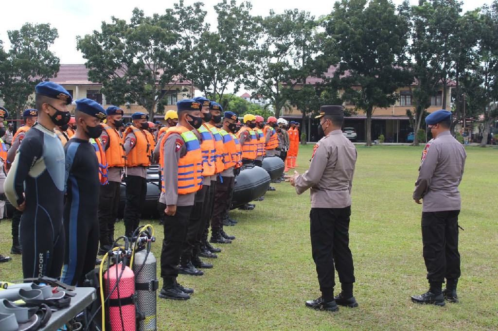 Antisipasi Terjadinya Bencana, Brimob Riau Gelar Apel Pengecekan Personil dan Perlengkapan 