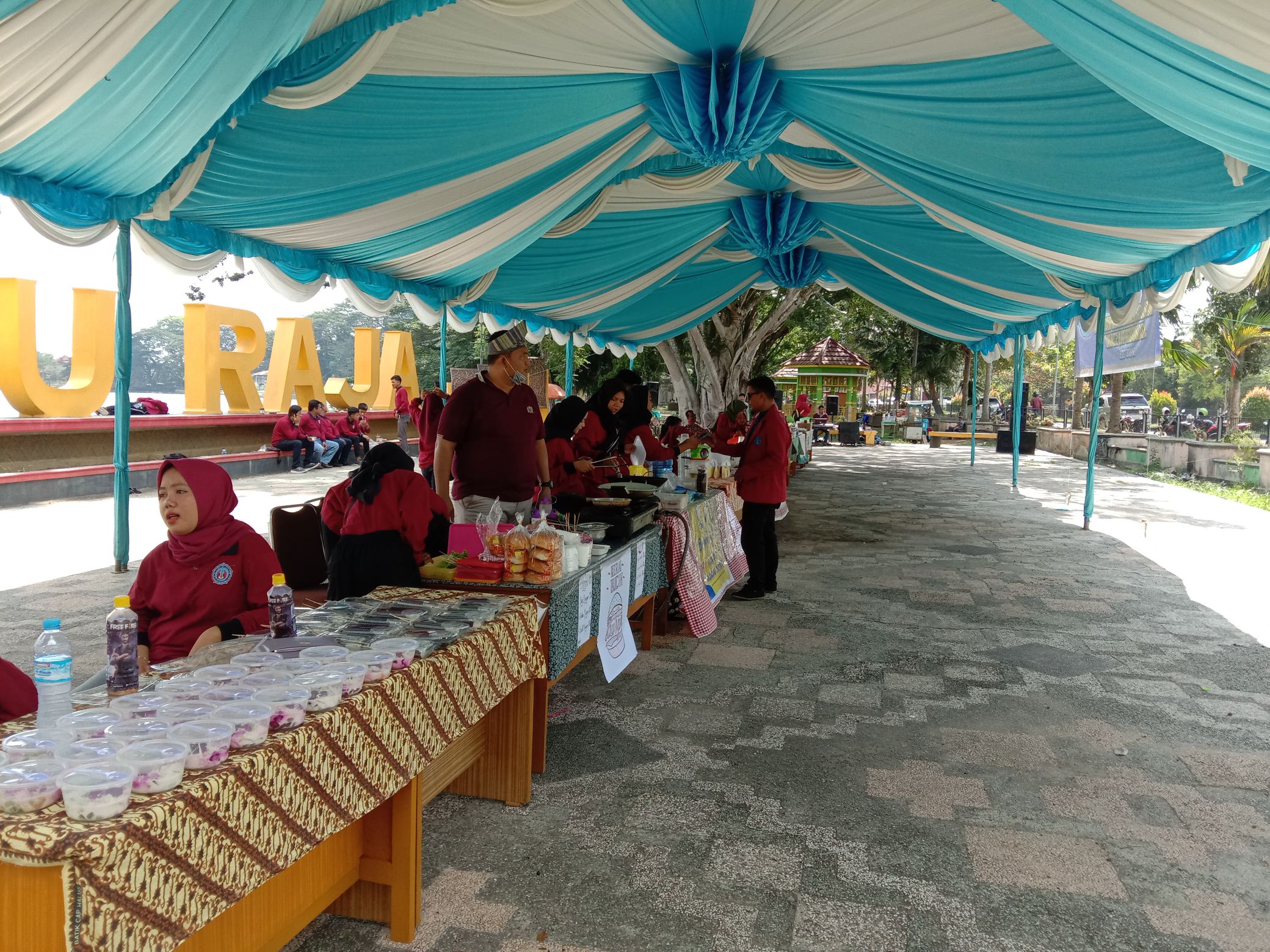 Mahasiswa - Mahasiswi STIA Indragiri dan STIH Riau Gelar EXpo