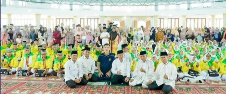 Bupati Afrizal Sintong Lepas Keberangkatan 283 Calon Haji Rohil Menuju Pekanbaru