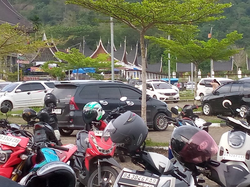 Lebaran Ini Kunjungan Rumah Gadang Istano Meningkat, Kebocoran Pintu Masuk Tantangan Serius