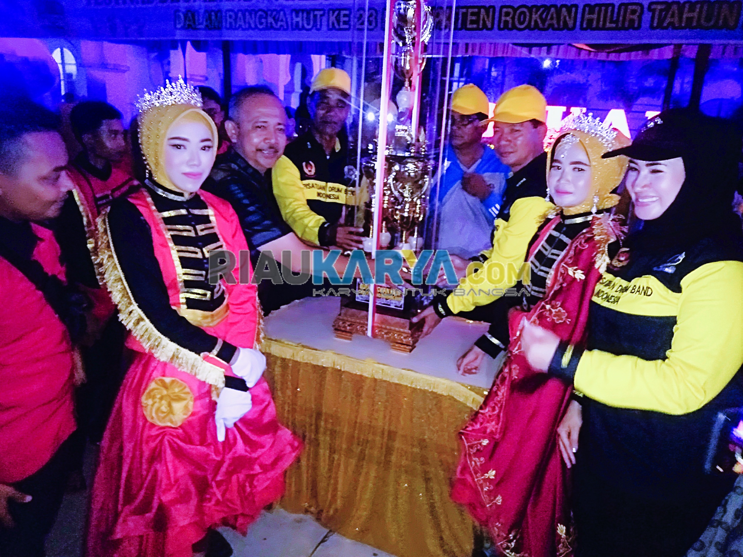 SMAS Datuk Paduka Juara Umum Marching Band Piala Bupati Rohil