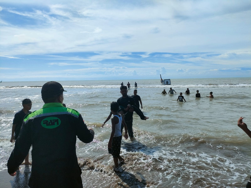 Tiga Anak Terseret Arus Pantai Bantayan, Satu Orang Meninggal Dunia