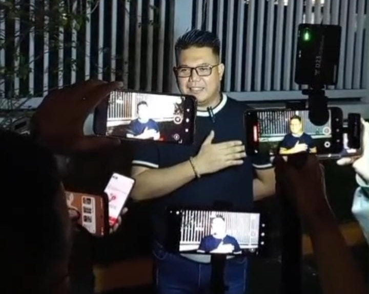 Artis Andrigo Lakukan Tes DNA Dini Hari, Publik Heboh!