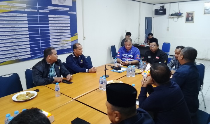 Kantor DPW NasDem Riau Dikunjungi Bawaslu, Yopi Arianto Ucapkan Terimakasih