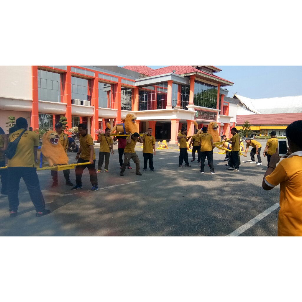 Satpol PP Inhu Gelar Latihan Perdana Untuk Menjadi Personel Kesenian Singa Depok
