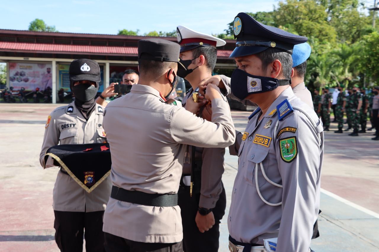 Kapolres Inhu Pimpin Apel Gelar Pasukan Operasi Ketupat LK 2022