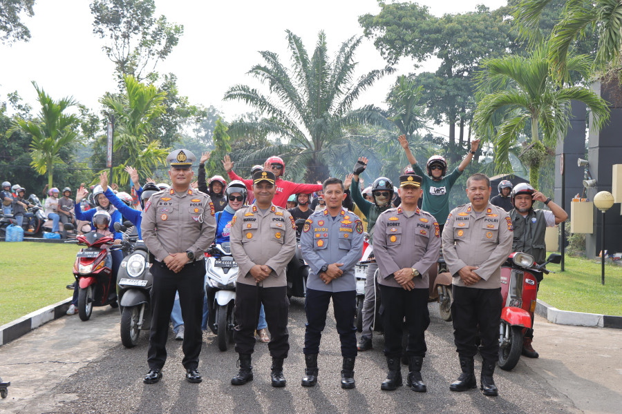 Kapolres Kuansing Pimpin Pelepasan Safety Riding Kampanye Keselamatan Merah Putih 2024