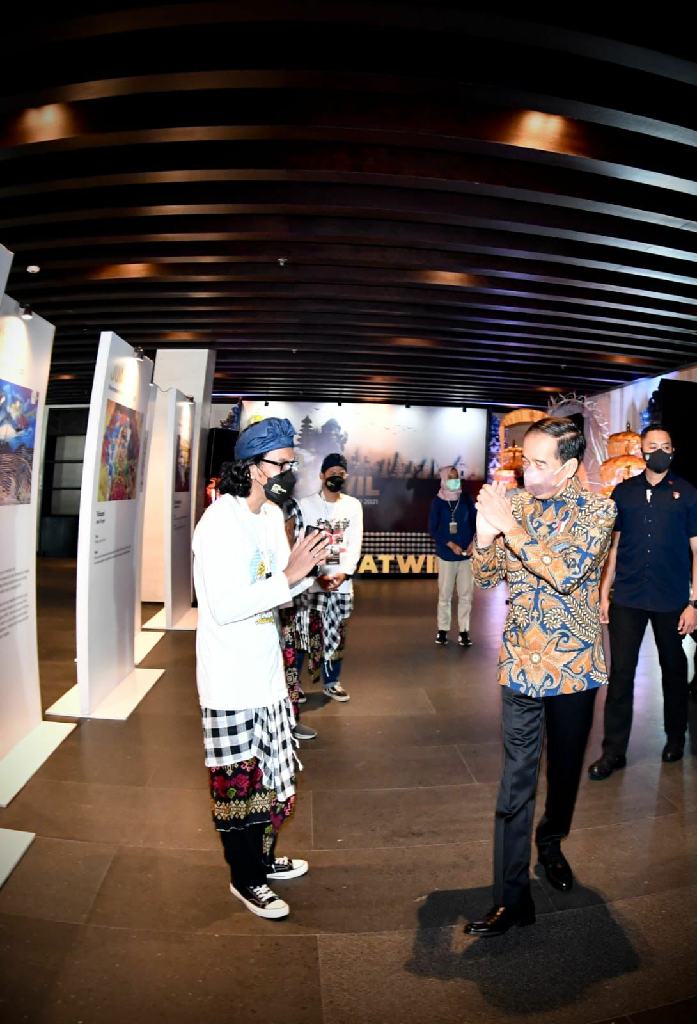 Presiden Jokowi: Lomba Mural Kapolri Hasilnya Positif 