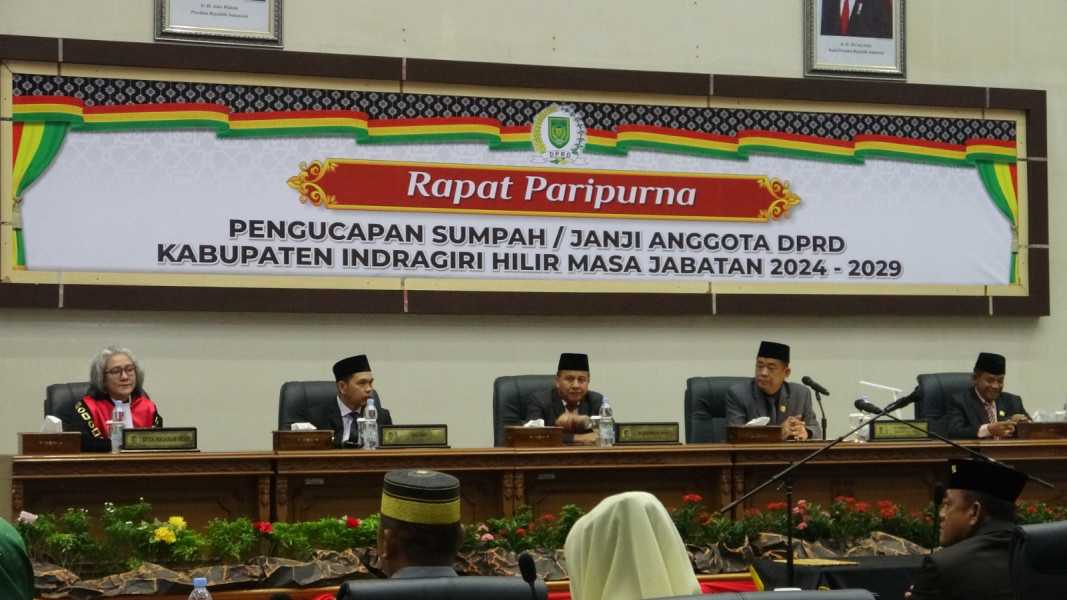 DPRD Gelar Paripurna Pengambilan Sumpah 45 Anggota DPRD Inhil