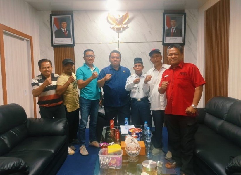 Terkait Jalan rusak dan Jalan Arternatif Angkutan Batubara, FPAN Inhu Sampaikan Aspirasi kepada Ketua DPRD