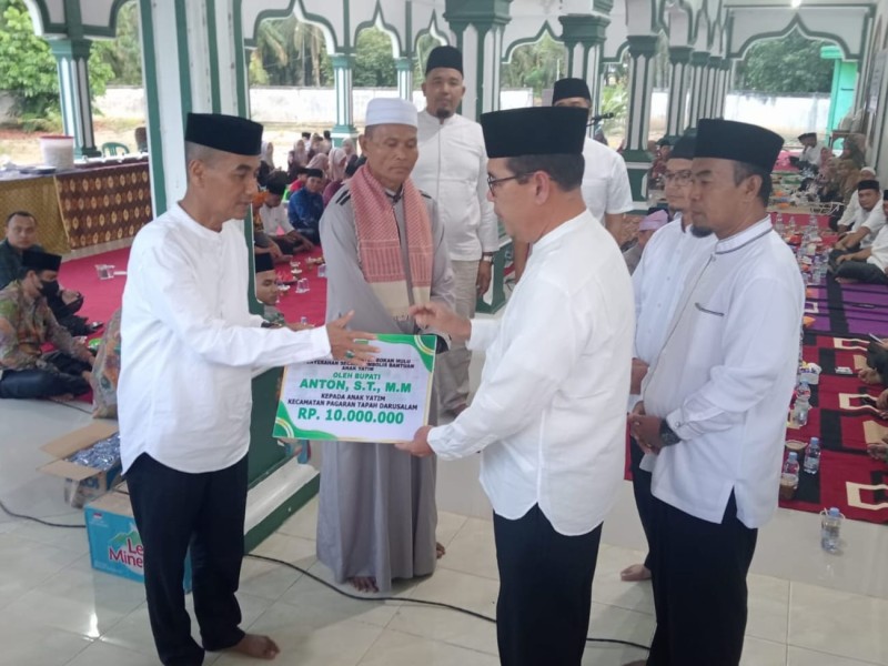Safari Ramadhan di Pangaran Tapah, Pemkab Salurkan Bantuan untuk Yatim dan Dhuafa