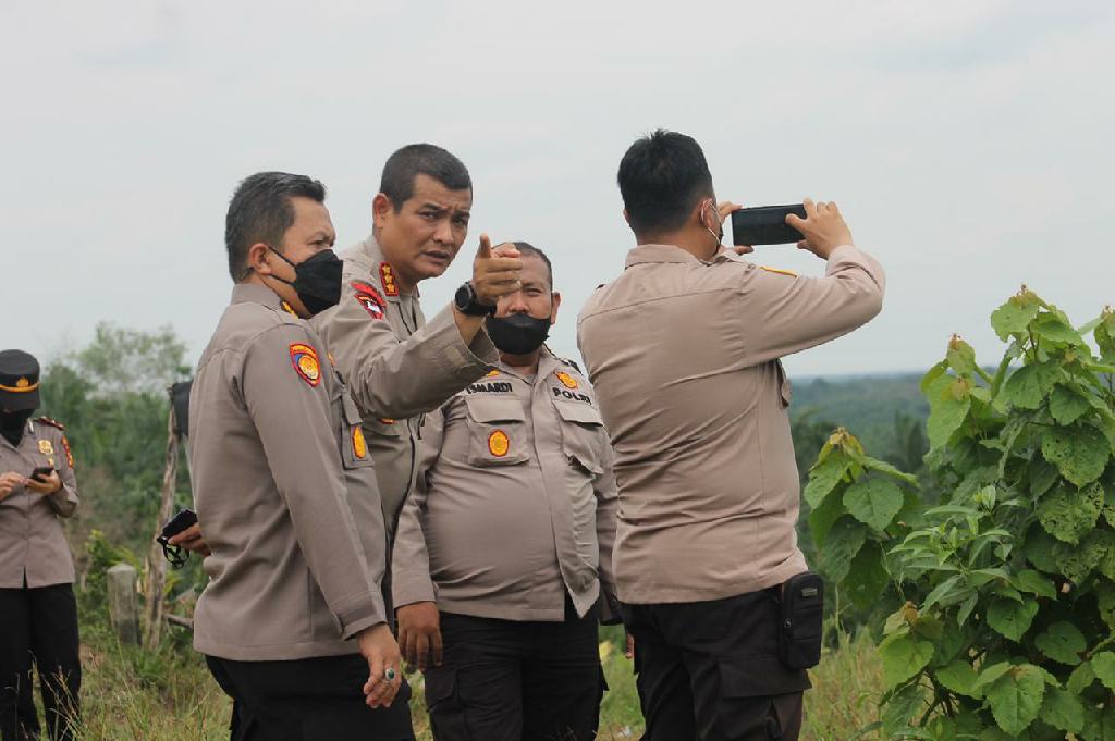 Dansat Brimob Polda Riau Cek Area Pembangunan Batalyon C Pelopor di Inhu