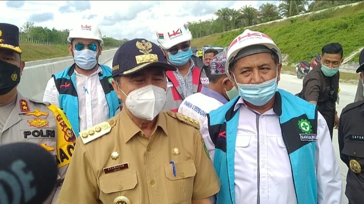 Gubernur Riau Pastikan Penentuan Lokasi di Tol Pekanbaru-Rengat Segera Rampung