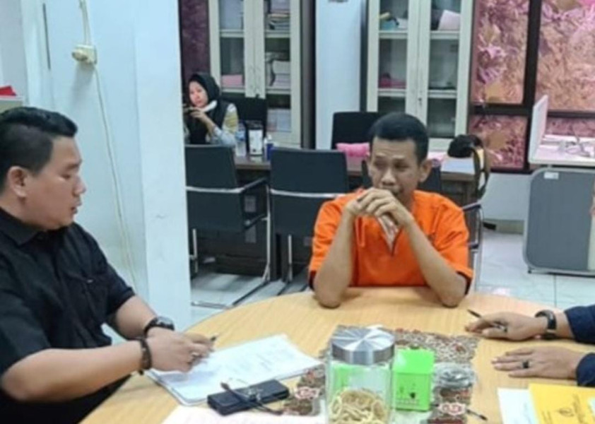 Nafkahi 4 Istri dan 20 Anak, Kepala Desa Ini Didakwa Korupsi Dana Desa