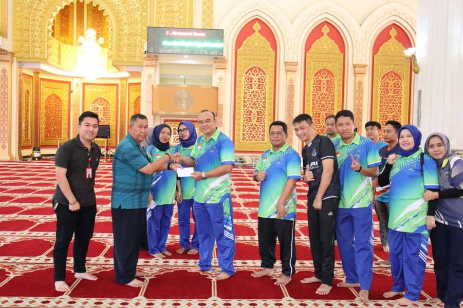 Peringati Hari Bhakti Adhyaksa ke-64, Kejari Rohul Gelar Bakti Sosial