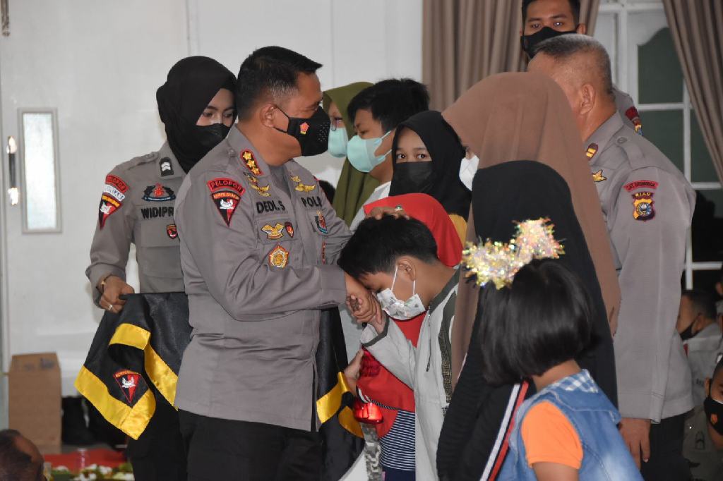 Brimob Riau Gelar Do'a Bersama untuk Personil Pam PON XX BKO Polda Papua 