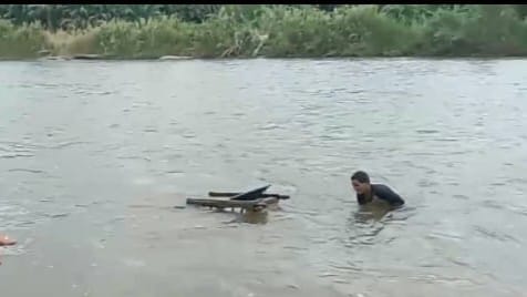 Warga Bangun Purba Timur Jaya Raup Penghasilan Dari Mendulang Emas