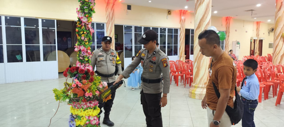 Polsek Kateman Maksimalkan Pengamanan Natal Jemaat HKBP Tahun 2024