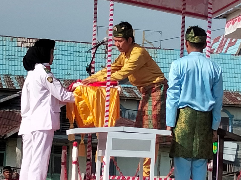 Peringatan Sumpah Pemuda ke-96 di Kecamatan Kateman, Sekcam Sampaikan Apresiasi kepada Seluruh Masyarakat