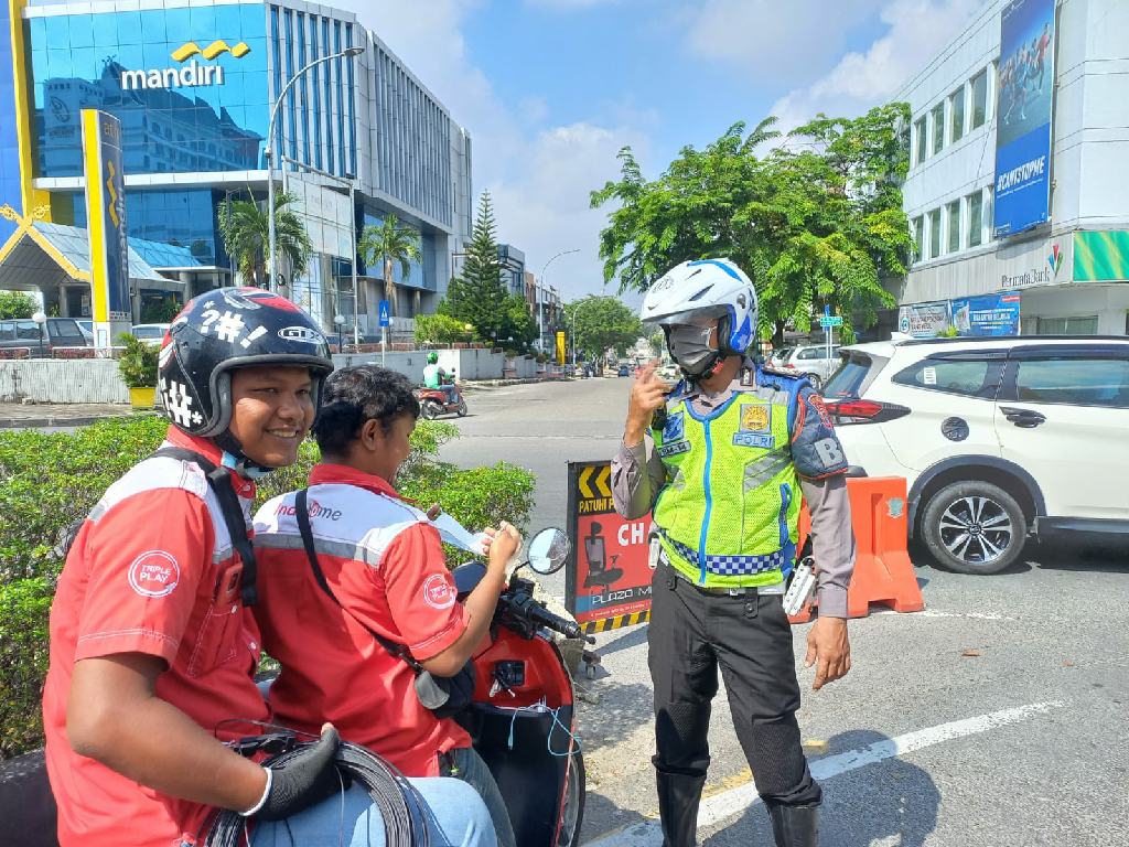 Hari Kedua Operasi Zebra, Masih Didapati Pelanggar Lalin yang Tidak Menerapkan Prokes di Pekanbaru