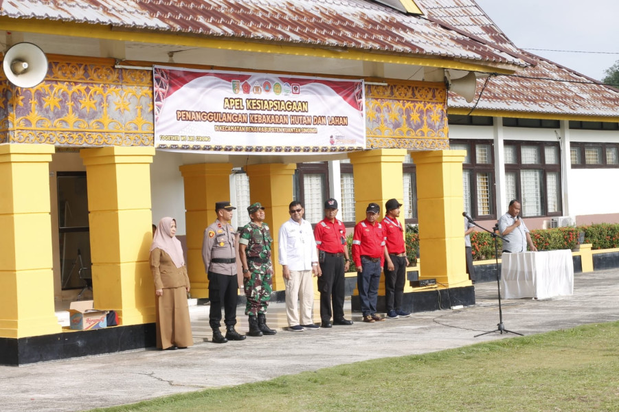 Polsek Benai Gelar Apel Siaga Karhutla ,Sosialisasi Pencegahan Pengendalian Kebakaran Hutan Dan Lahan (Karhutla) Di Kecamatan Benai