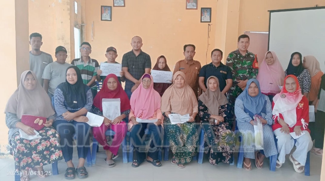 Kepenghuluan Pujud Bagikan BLT-DK Bulan Juli-Oktober 2025 Kepada 36 KPM