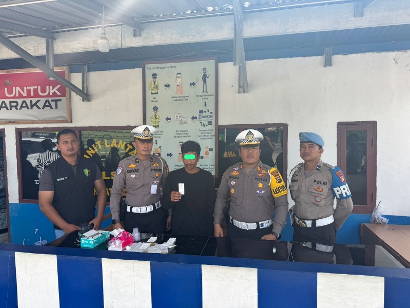 Operasi Patuh di Tugu Patin, Sopir Truk Tronton Terdeteksi Positif Narkoba