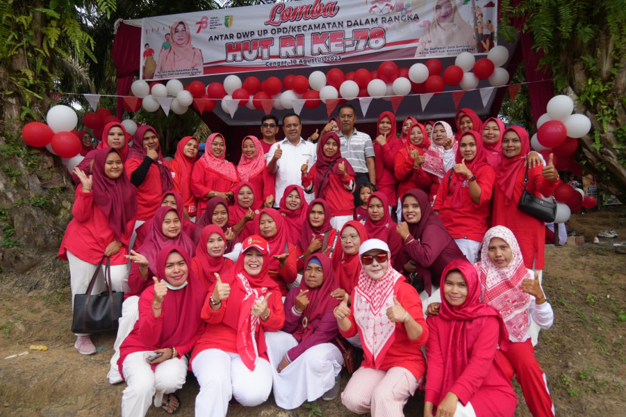 Jalin Silaturahmi Dan Semarakan HUT RI ke 78 TP PKK dan DWP Kuansing Gelar Touring Serta  Lomba