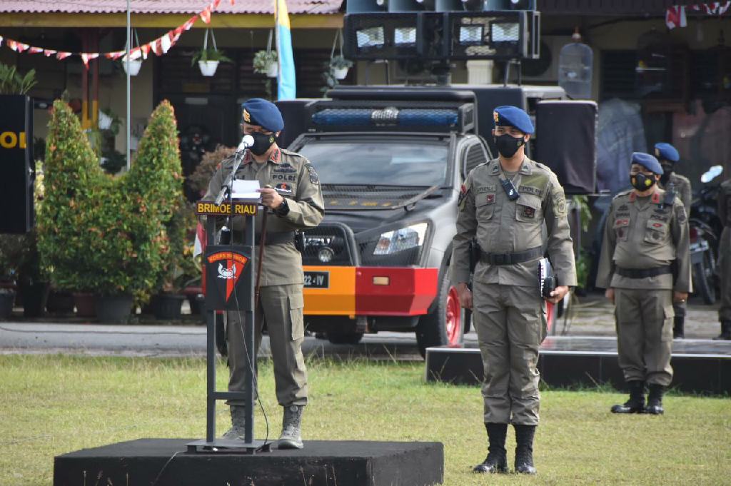 Dansat Brimob Riau Buka Latihan Pra Operasi Pengamanan PON 2021 BKO Polda Papua